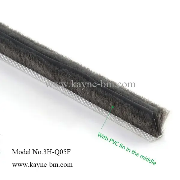 PVC FIN IN MIDDLE STRIP.jpg