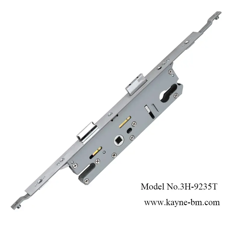 9235T door lock that automatically locks.jpg