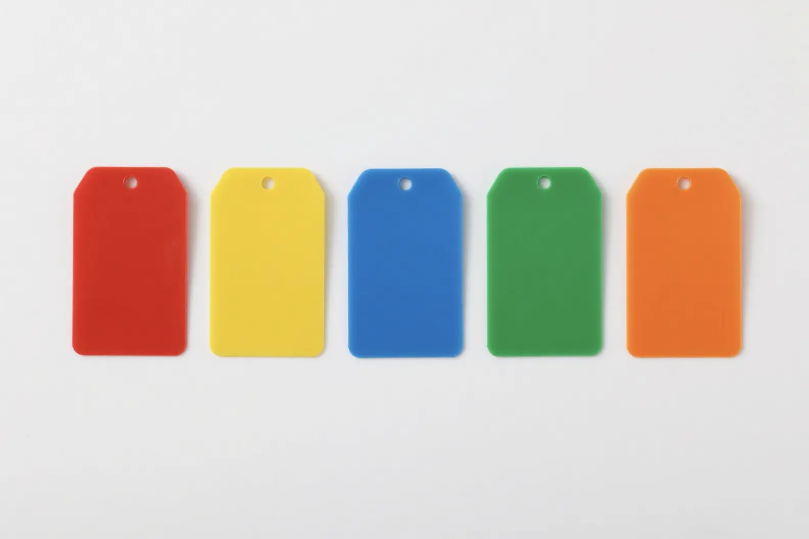 Environmental-friendly plastic labels .png